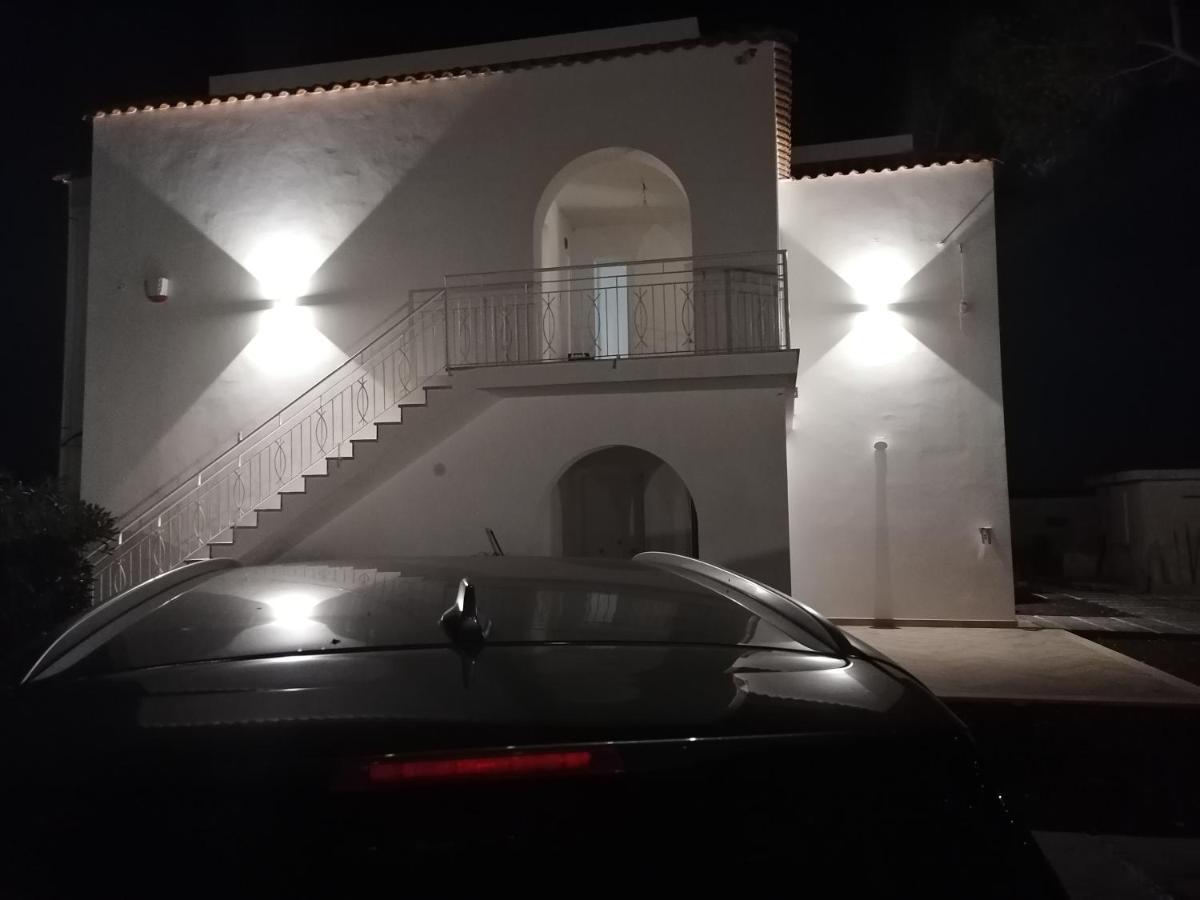 Villa Per Vacanze Isola فانوسا المظهر الخارجي الصورة
