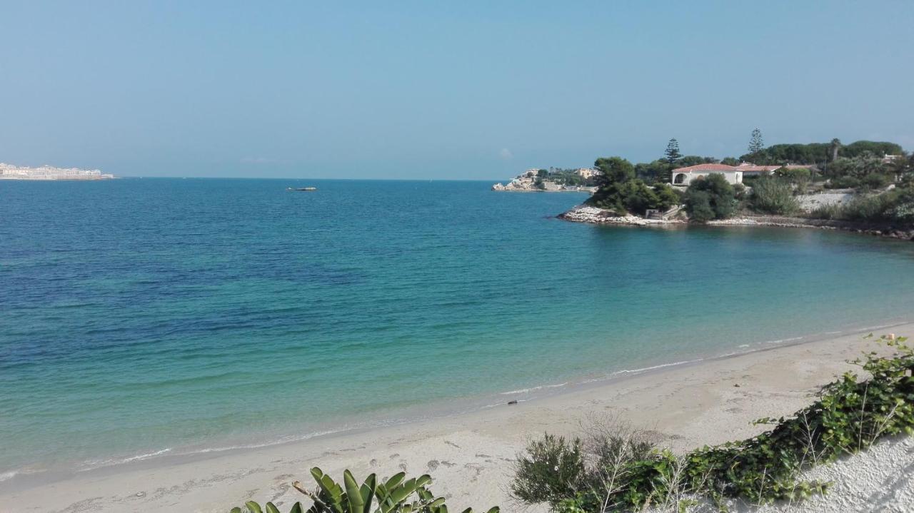 Villa Per Vacanze Isola فانوسا المظهر الخارجي الصورة