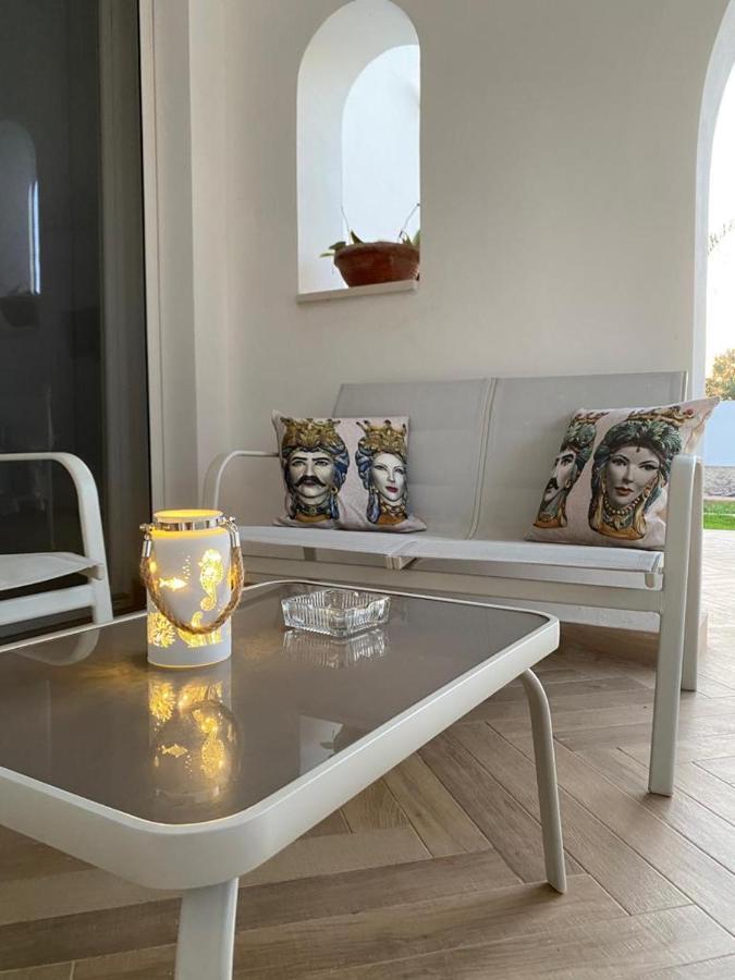 Villa Per Vacanze Isola فانوسا المظهر الخارجي الصورة